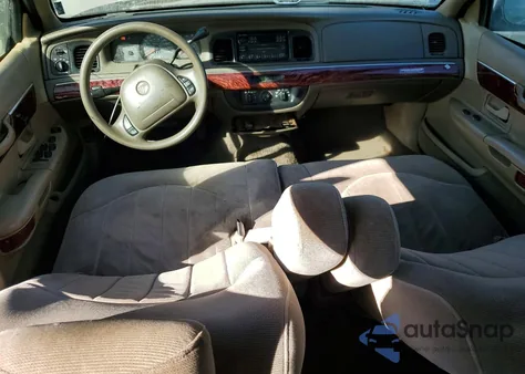 2000 Mercury Grand Marquis Gs z USA, uszkodzony, nr VIN 2MEFM74WXYX701467